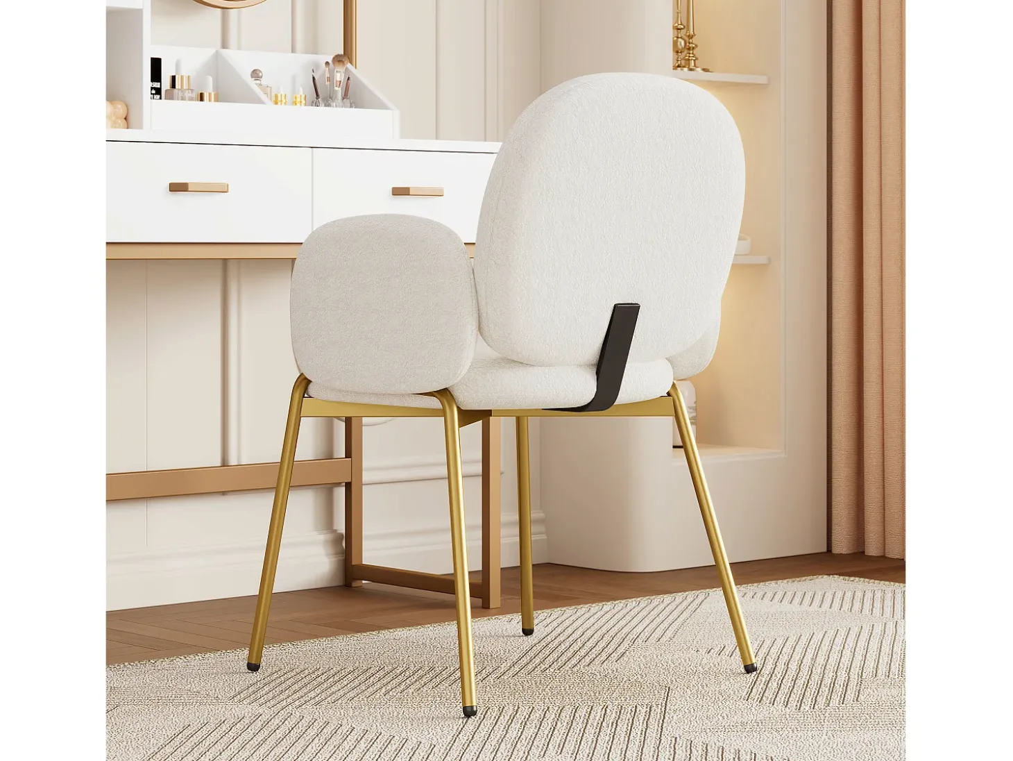 1 Silla en felpa - patas de metal dorado - silla de tocador - silla de comedor - Beige