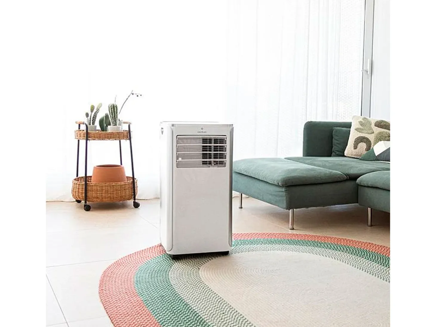 Aire acondicionado portátil Cecotec ForceClima 9100 Soundless 1010W 9000BTU con mando blanco