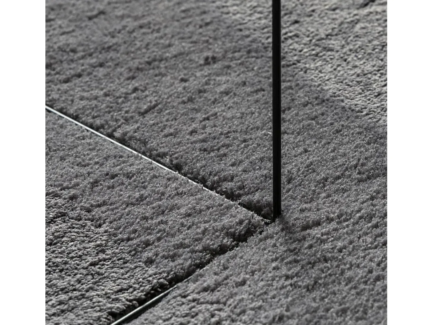 Alfombra HUARTE de pelo corto suave y lavable, color antracita, Ø 80 cm