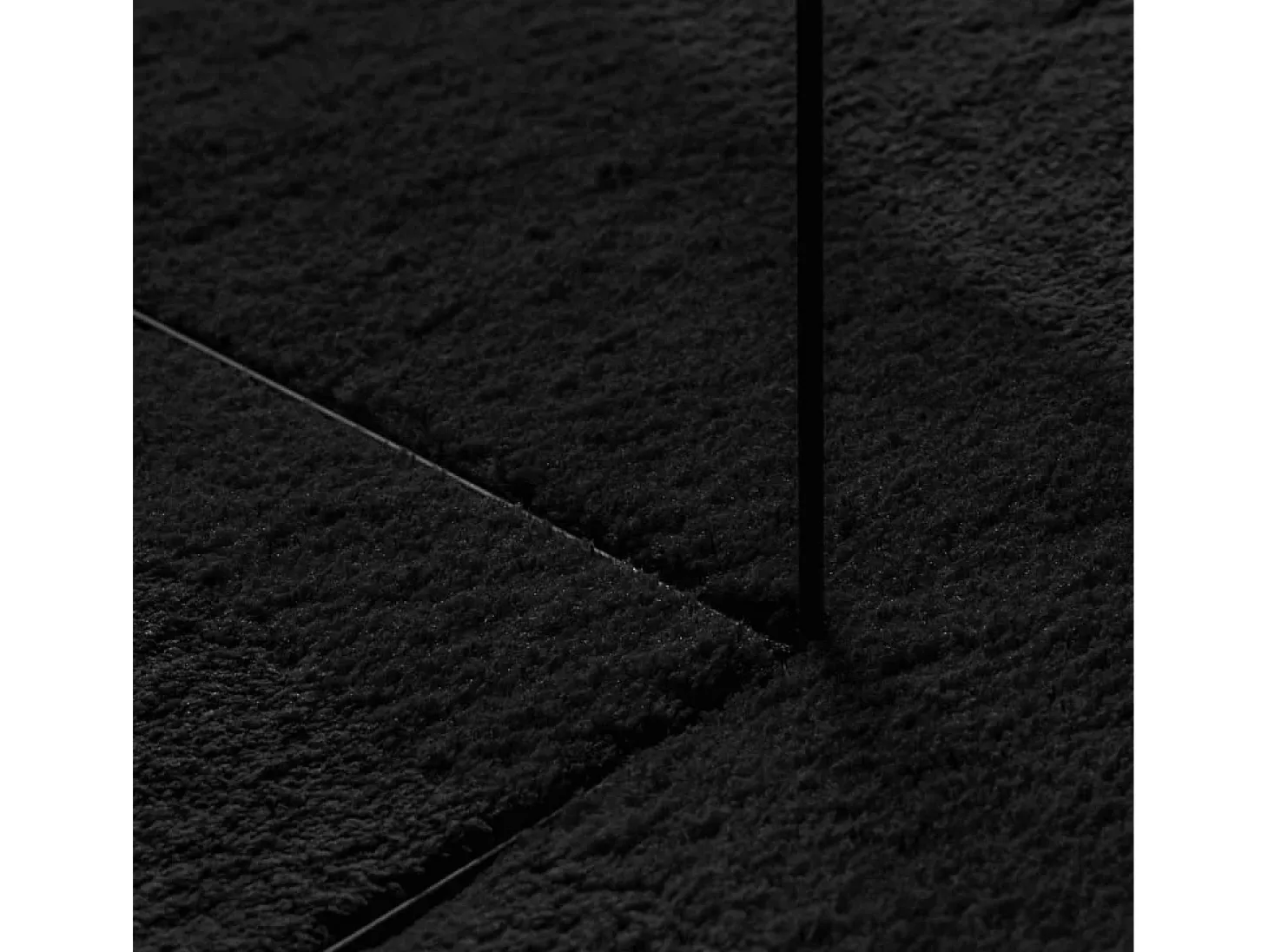 Alfombra HUARTE de pelo corto suave y lavable negra 160x230 cm