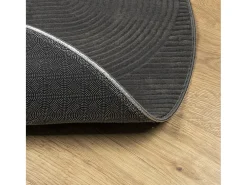 Alfombra IZA de pelo corto de estilo escandinavo en color antracita Ø 200 cm