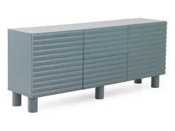 Aparador azul con relieve ondulado en puertas y cajones