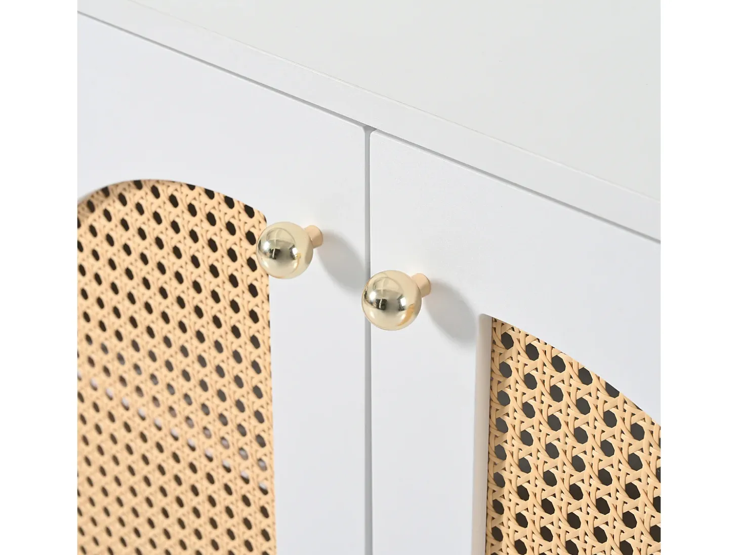 Aparador blanco con 4 puertas de ratán y estantes regulables, tiradores de metal, para salón y comedor