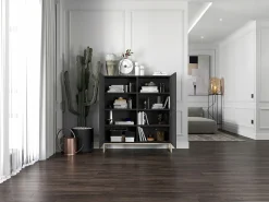 Aparador con 4 puertas – Cuerpo Negro mate, frentes acanalados Negro mate – 112 cm, estructura metálica