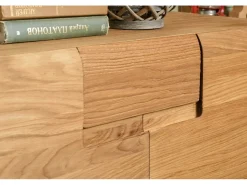 Aparador con expositor en madera maciza de roble miel Divina 100 cm