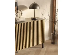 Aparador de 3 puertas – tres cajones y frente con lamas – 154 cm – negro/roble artisan – TELIRE