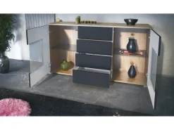 Aparador Grömitz V1 – Mueble con 2 Puertas Grandes y 4 Cajones, Roble Evoke/mezclilla mate (138,5 x 75,5 x 35)
