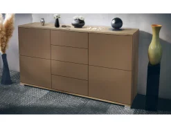 Aparador Rova V1 – Mueble con 4 Puertas y 4 Cajones, Roble Evoke/aspecto en bronce (138,5 x 75,5 x 35)