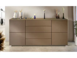 Aparador Rova V2 – Mueble con 4 Puertas y 4 Cajones, Roble Evoke/aspecto en bronce (166,5 x 75,5 x 35)