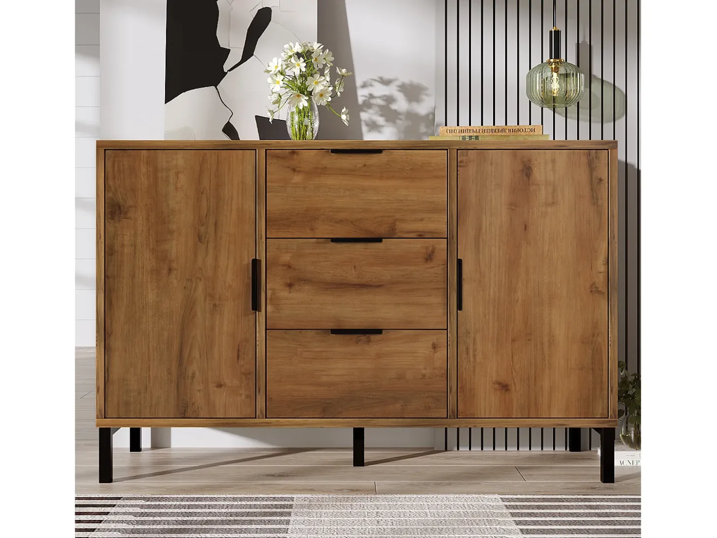 Aparador 120x40x76cm con 3 cajones y 2 puertas, en madera natural oscura, patas de metal negro.