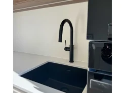 Architek mezclador de fregadero con rociador extraíble negro Essebagno