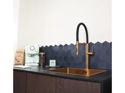 Architek Mezclador de fregadero con rociador móvil en cobre cepillado Essebagno
