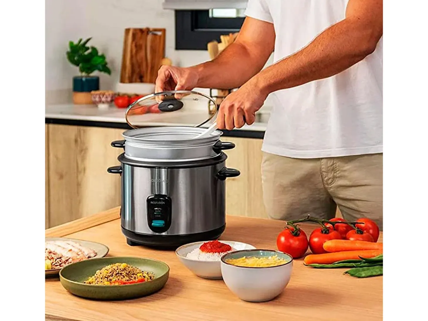 Arrocera eléctrica Cecotec RiceFusion 7000 Inox 700W 1,8L inox/negro