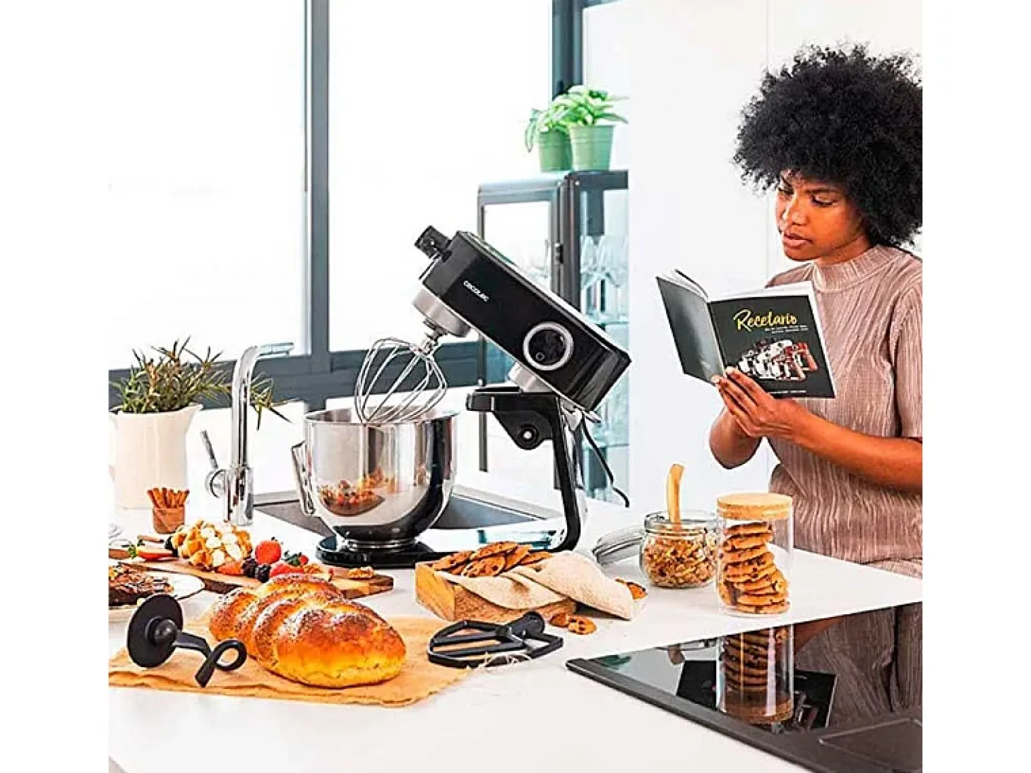 Batidora amasadora Cecotec Twist&Fusion 4000 Luxury Black 800W 5,2L negro