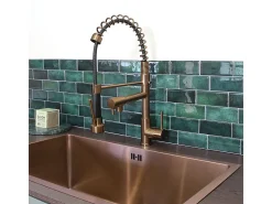 Big Pro Mezclador de fregadero con rociador móvil cobre cepillado Essebagno