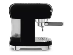 Cafetera de goteo Smeg estilo años 50 ECF02BLEU negra