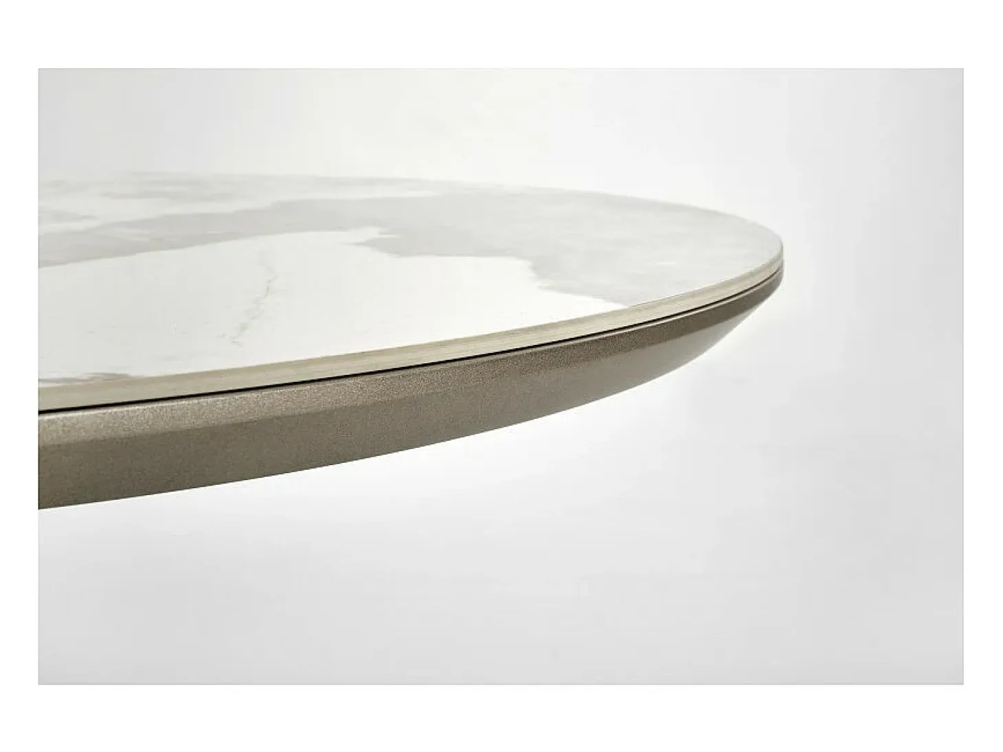 Cappuccino extensible de metal y mármol mesa de comedor 160cm Calexo