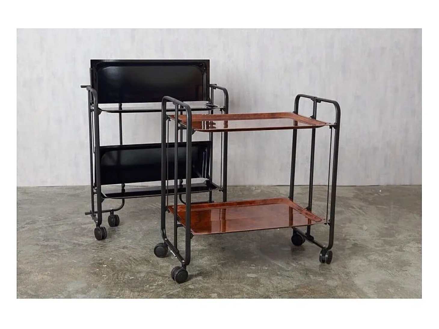 Carrito auxiliar plegable con ruedas - Estructura metálica negra, 2 estantes laminados negros – 72*66*43 cm - BAUHAUS