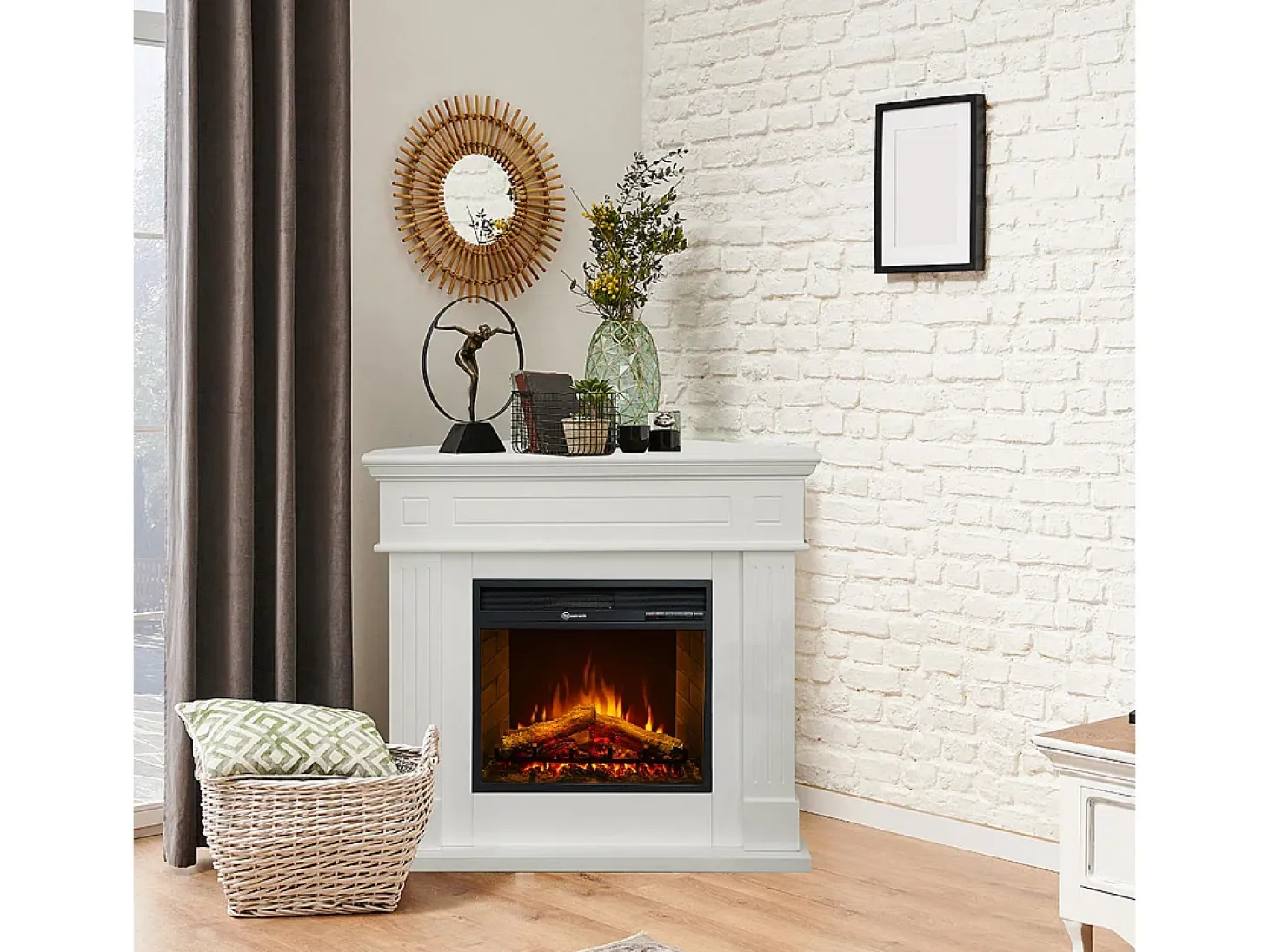 Chimenea eléctrica de pie de esquina blanca FORD (L110 x P63 x H102)