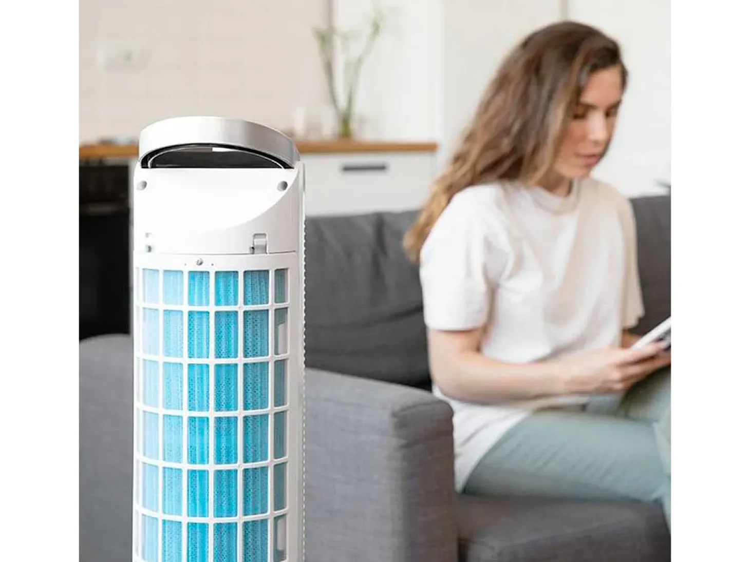 Climatizador evaporativo Cecotec EnergySilence 2000 Cool Tower blanco