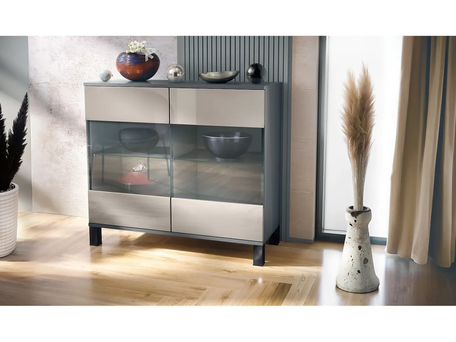 Cómoda Bari V3, Moderno armario de cocina con 2 grandes puertas de cristal antracita mate / gris arena de alto brillo (92,5 x 84.5 x 35)