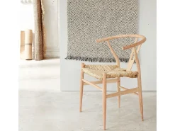 Conjunto de 2 sillas de madera de mindy maciza y asiento de tejido