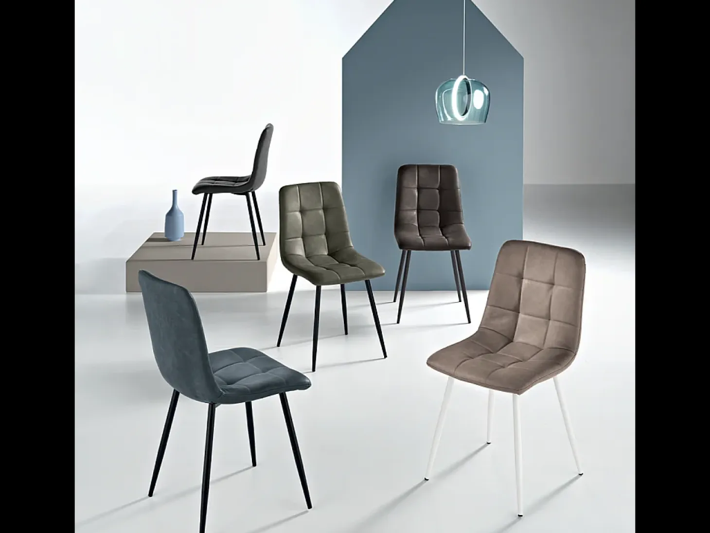 Conjunto de 4 sillas modernas color verde oliva "Siviglia" estructura de metal pintado asiento efecto ecopiel suave al tacto