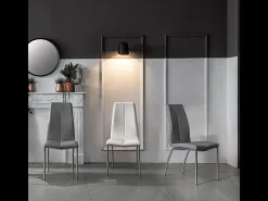 Conjunto de 4 sillas modernas "Pilea" tapizadas en piel sintética marrón con patas de metal cm 44x43 92h