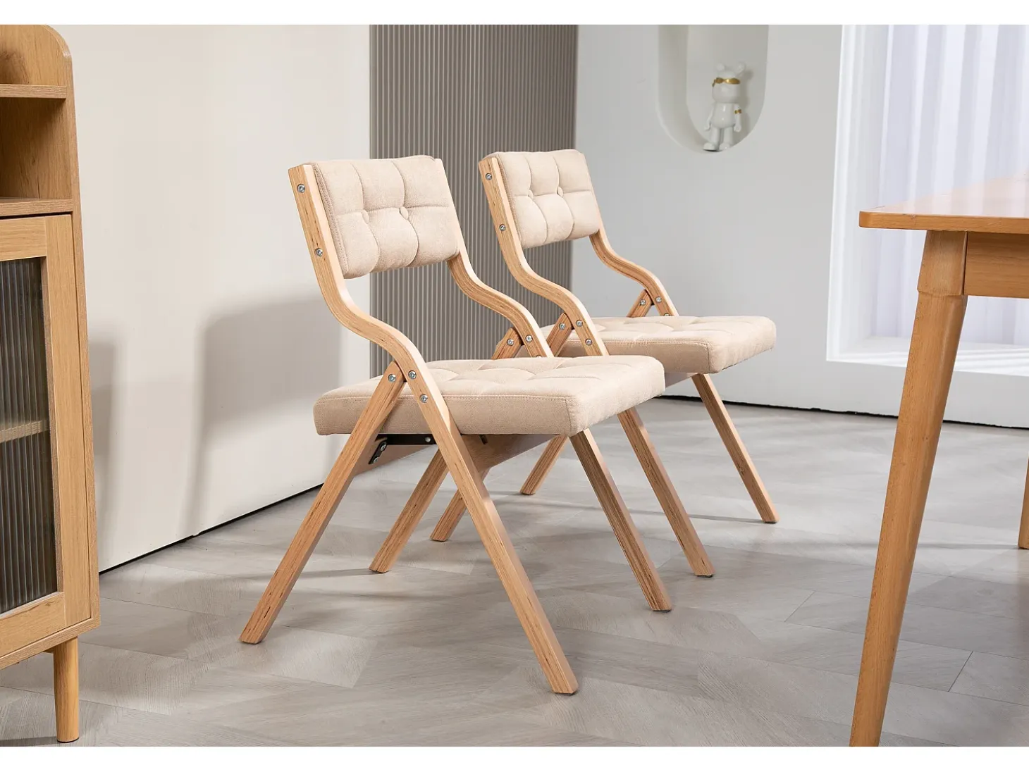Conjunto de 2 sillas plegables de madera con cojines de terciopelo - Color caqui y madera