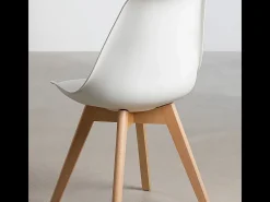 Conjunto de 2 sillas "Stilezze" tapizadas en piel sintética blanca con patas de madera cm 52x48,5 82h