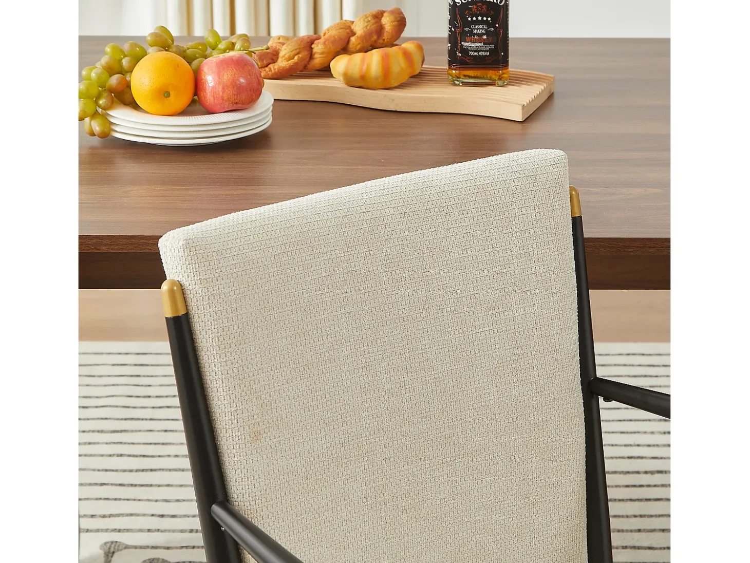 Conjunto de 2 sillones - Estructura negra - Estilo escandinavo - Tela beige