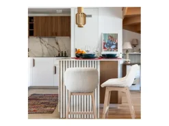 Conjunto de sillas de isla y bar de roble con asiento de tela de rizo MILK de 65 cm