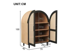 Elegante aparador con puertas de ratán, tres estantes, madera y MDF negro (70x40x100 cm)