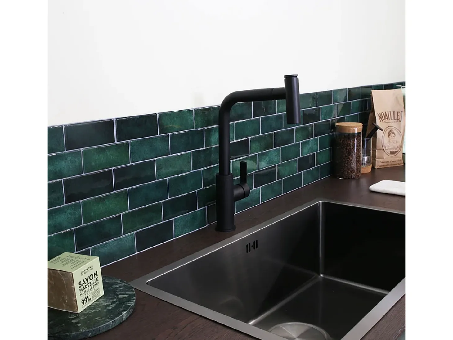 Essemano Mezclador para fregadero con ducha extraíble negro Essebagno