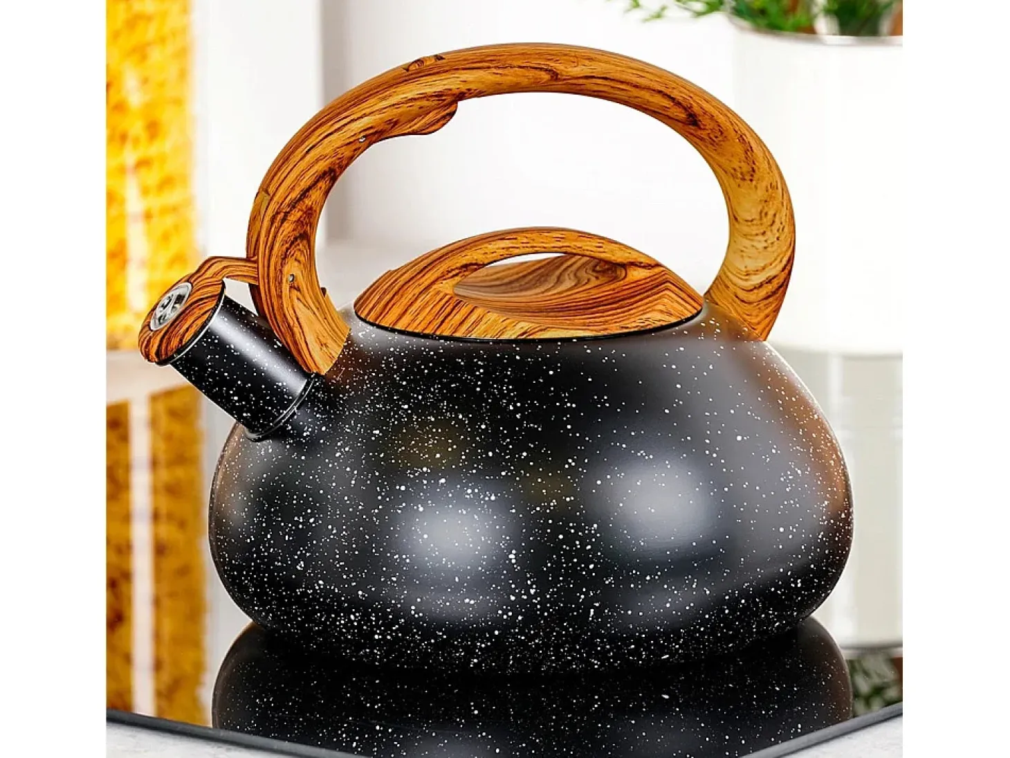 Hervidor De Agua De Acero Negro Con Silbato Y Capacidad De 3 Litros