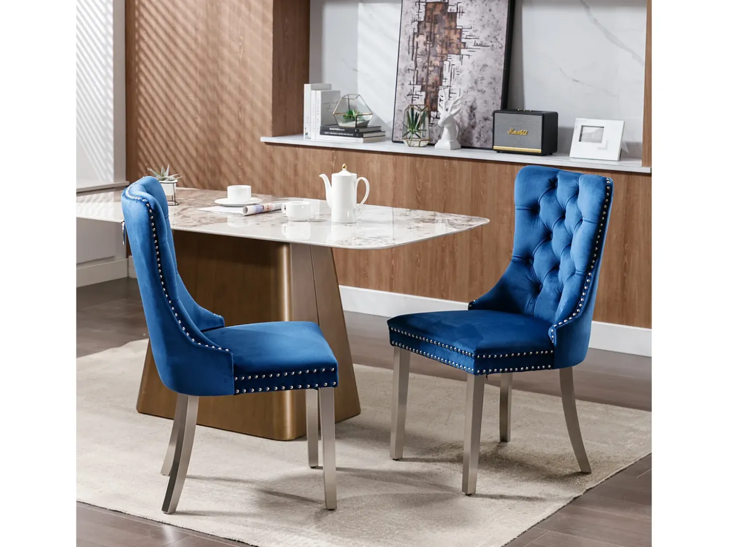 Juego de 2 sillas de comedor en terciopelo azul con respaldo acolchado y patas de metal plateado