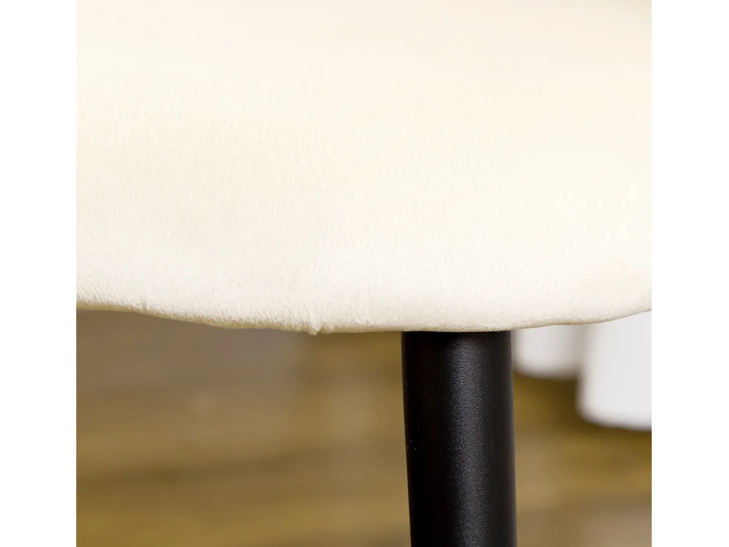 Juego de 2 sillas de comedor, cómodas sillas tapizadas con respaldo de terciopelo, patas de acero, color crema