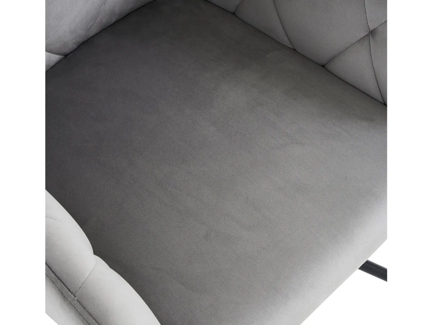 Juego de 4 sillas de comedor de terciopelo gris claro con respaldo de rombos y patas de metal negro