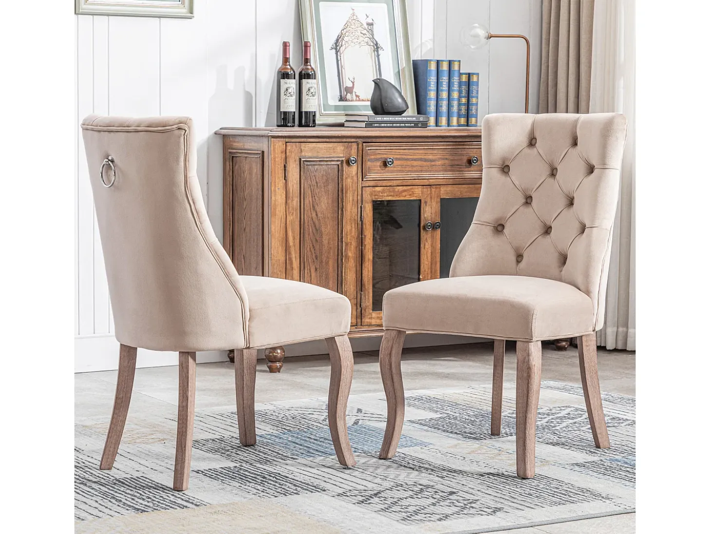 Juego de 2 sillas de comedor, respaldo alto, terciopelo beige, clavos decorativos, madera maciza (97 x 51 x 47 cm)