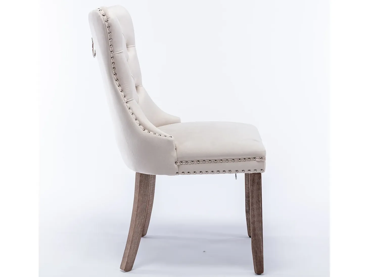 Juego de 2 sillas de comedor en terciopelo beige con tachuelas decorativas y respaldo acolchado