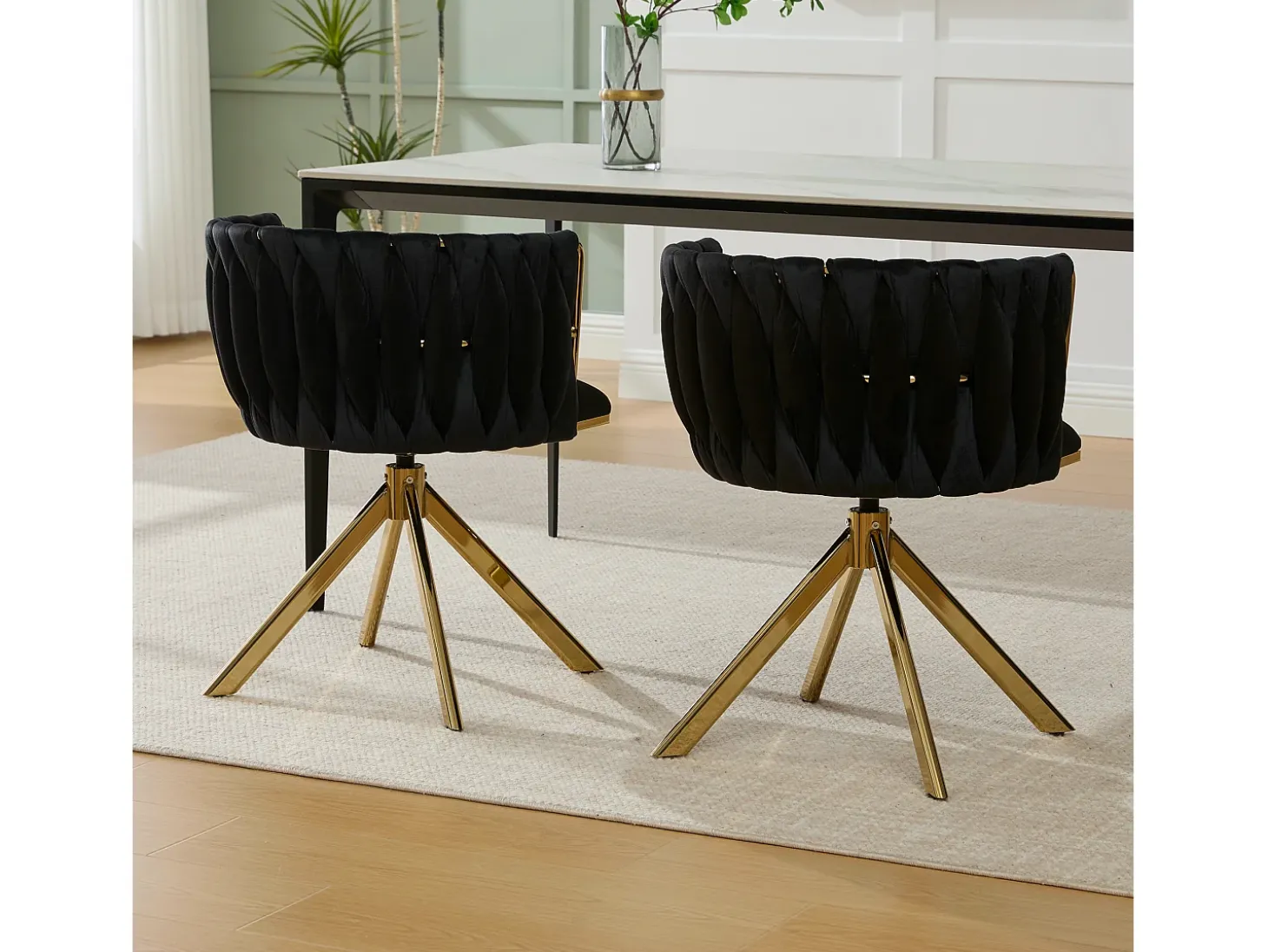 Juego de 2 sillas de comedor de terciopelo negro con función giratoria y patas de metal dorado