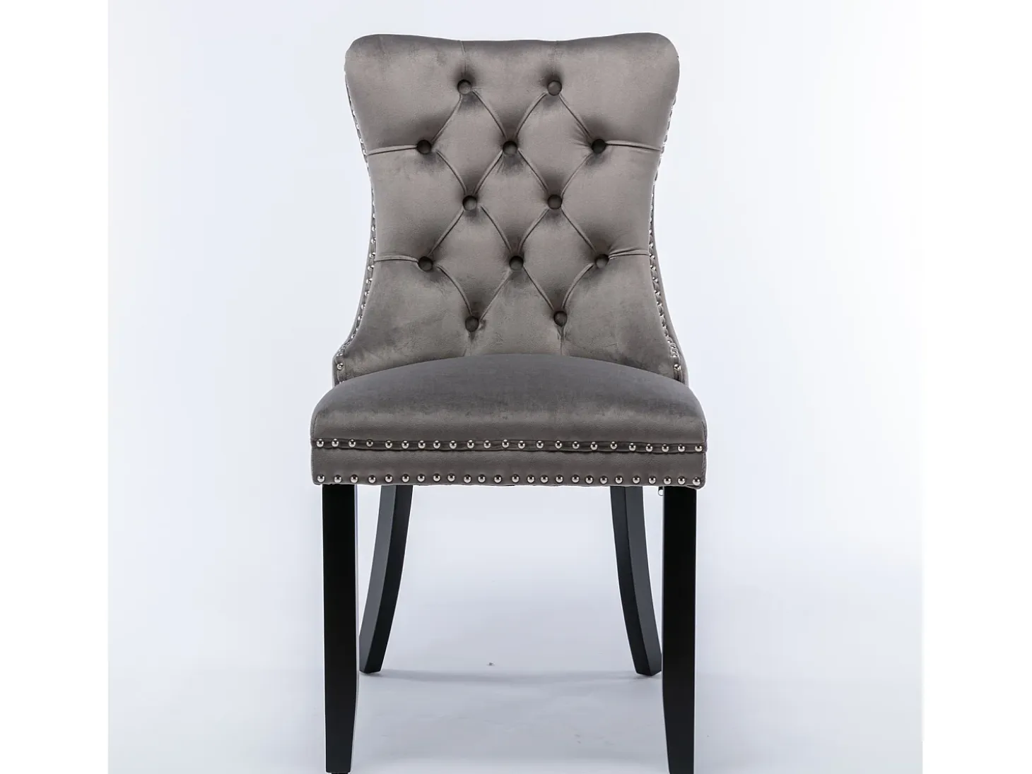 Juego de 2 sillas de terciopelo - Patas de madera y clavos decorativos - Gris