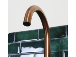 Kiwo mezclador de fregadero cobre cepillado Essebagno