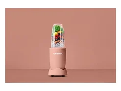 Licuadora NutriBullet Pro NB907MACL Rosa Mate 900W con 2 Vasos Tritan 946ml & 710ml, Cuchillas de Acero Inoxidable, Tapa de Viaje
