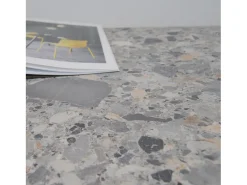 Mesa alta 60 x 60 cm - modelo Dina terrazzo cepp