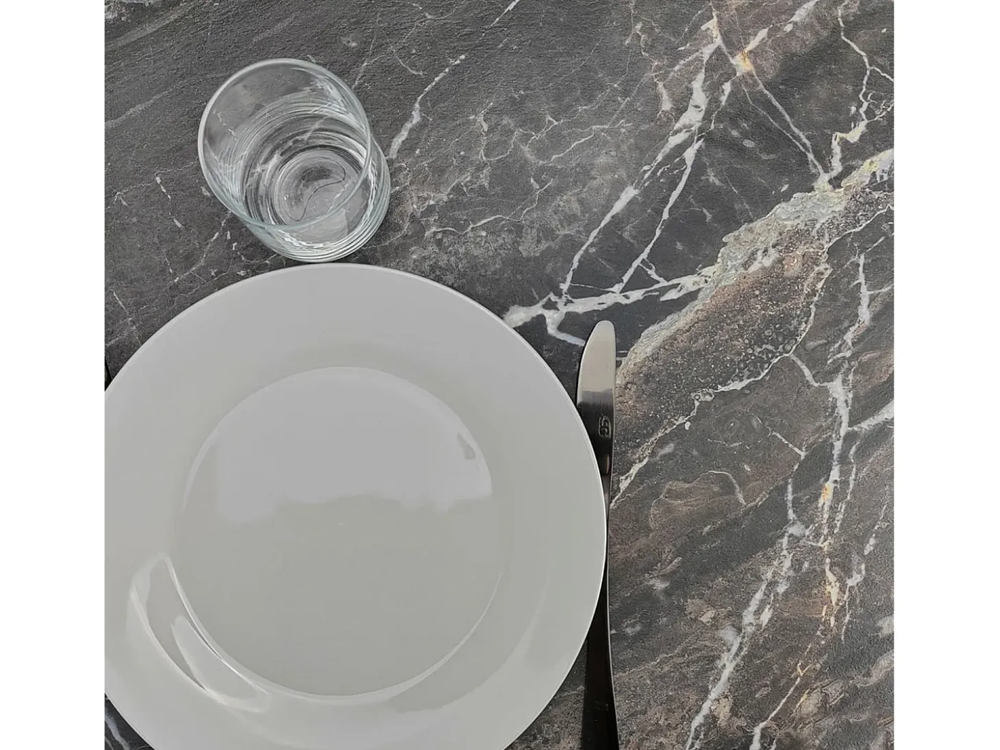 Mesa alta 60 x 60 cm - modelo Roma real en mármol