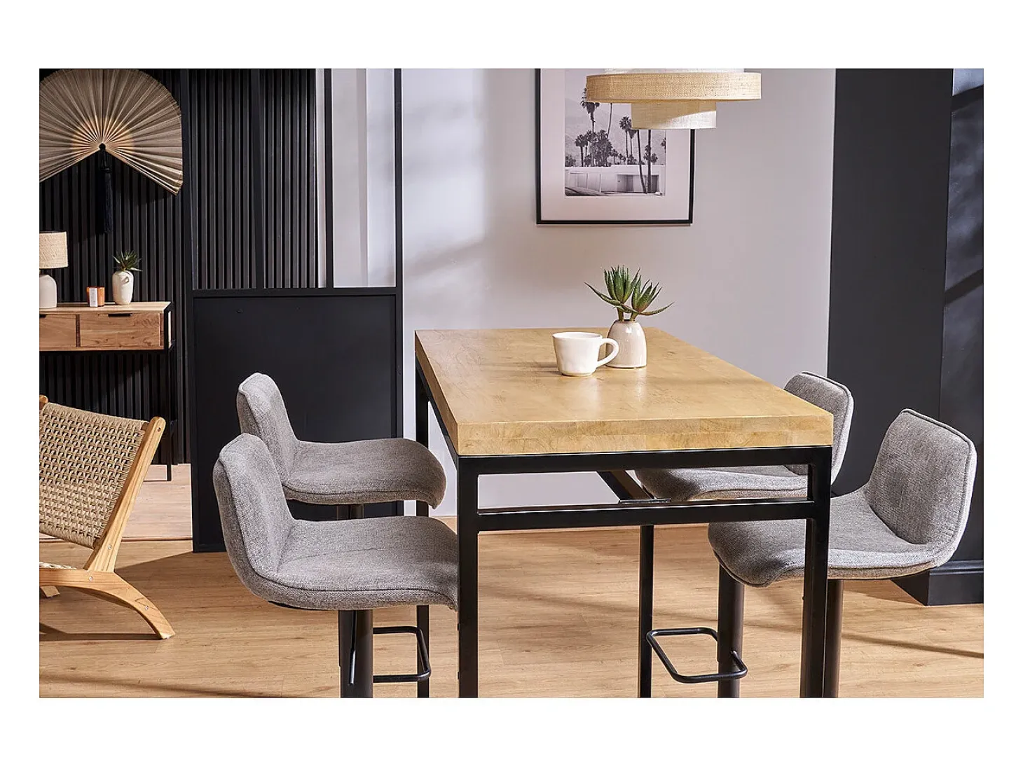 Mesa alta industrial en mango y metal negro YPSTER