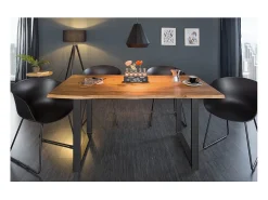 Mesa ARKAYA 160 cm – Tablero de madera de acacia salvaje barnizada y patas de metal negro en U – Estilo industrial