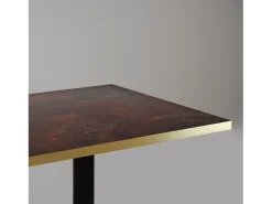 Mesa de bar 60 x 60 cm - Modelo redonda, óxido roca, cantos de latón