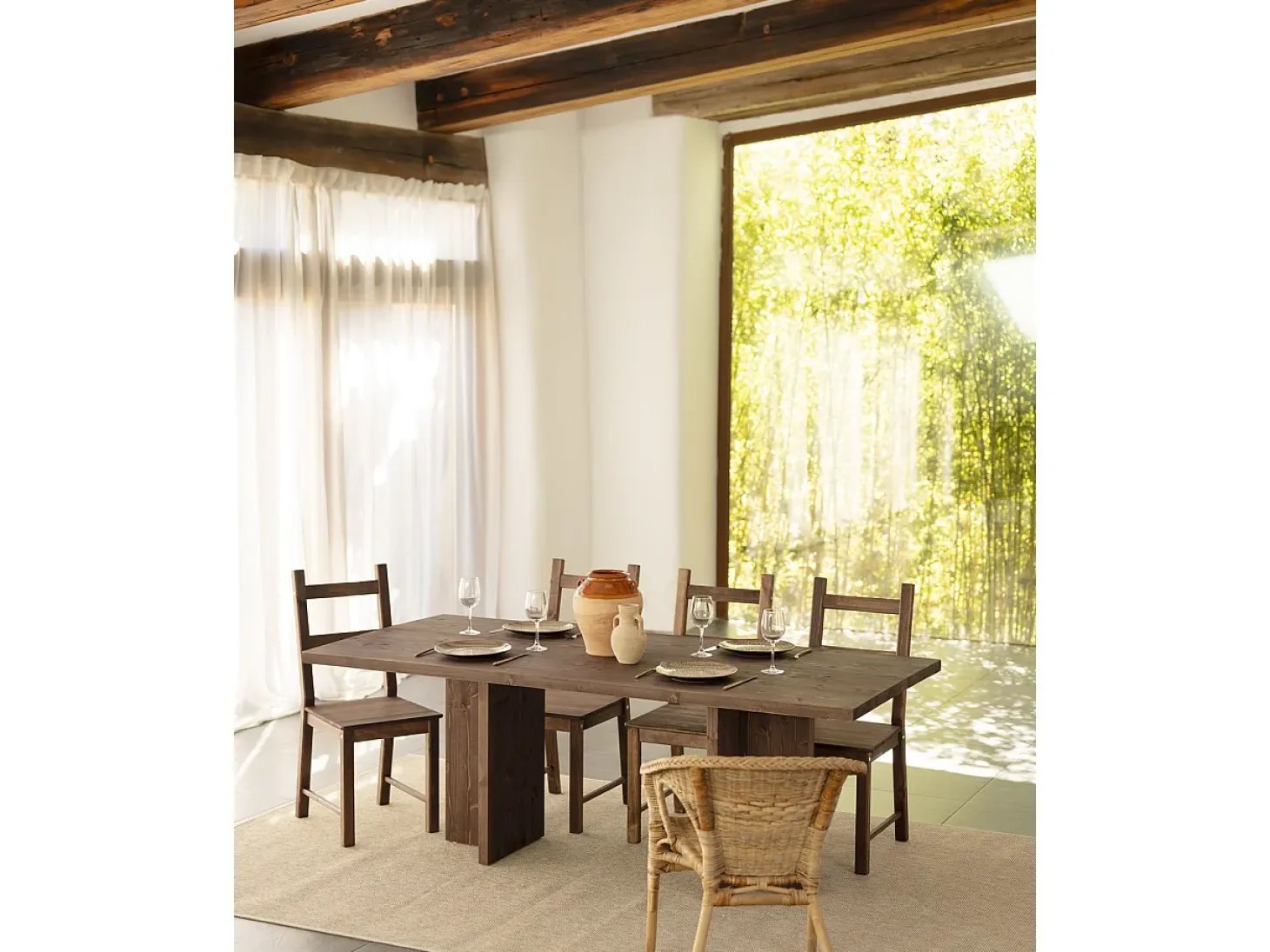 Mesa de comedor de madera maciza en tono nogal 160x75cm - TENA - DECOWOOD